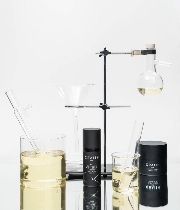 Kleines mobiles Labor mit zwei schwarzen Craith Lab produkten